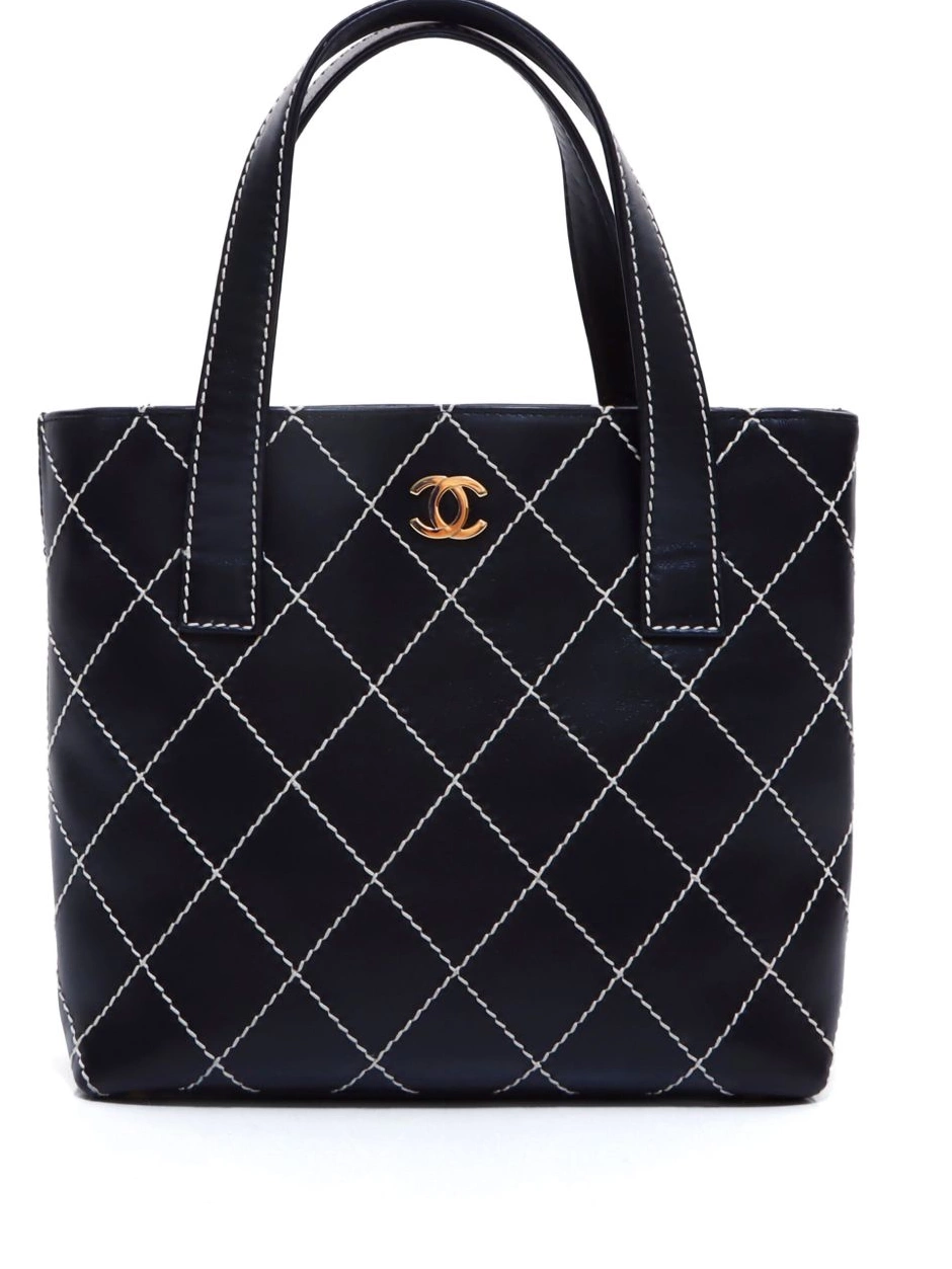Cheap HOT SALE handbag Wild CHANEL Women 2002 Stitch 0422
